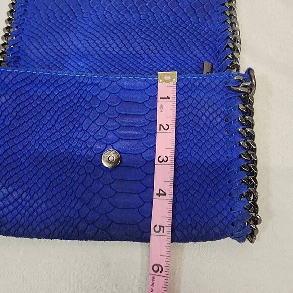 Women's Leather Gunmetal Chain Bag - Cobalt Python - Picture 7 of 9